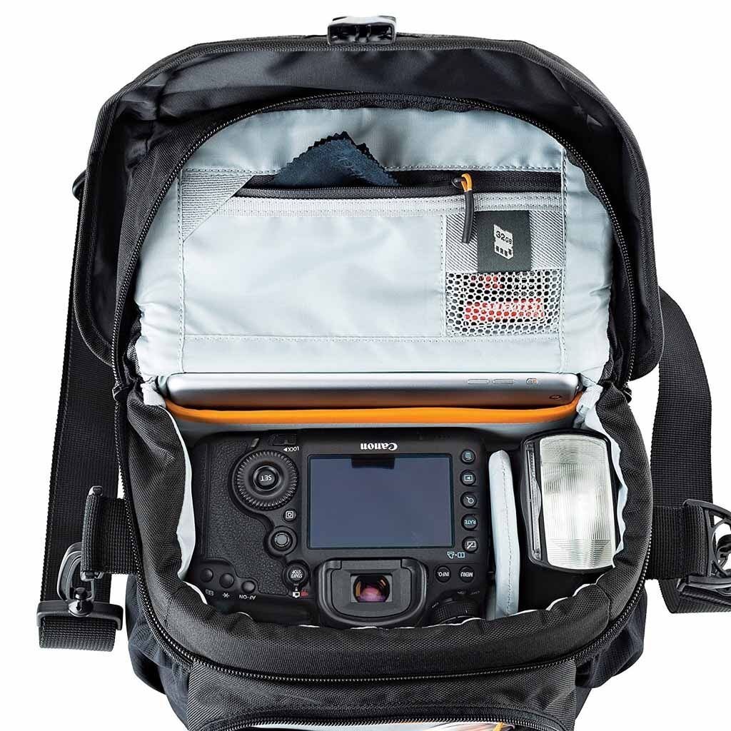 Lowepro Nova 170 AW II schwarz