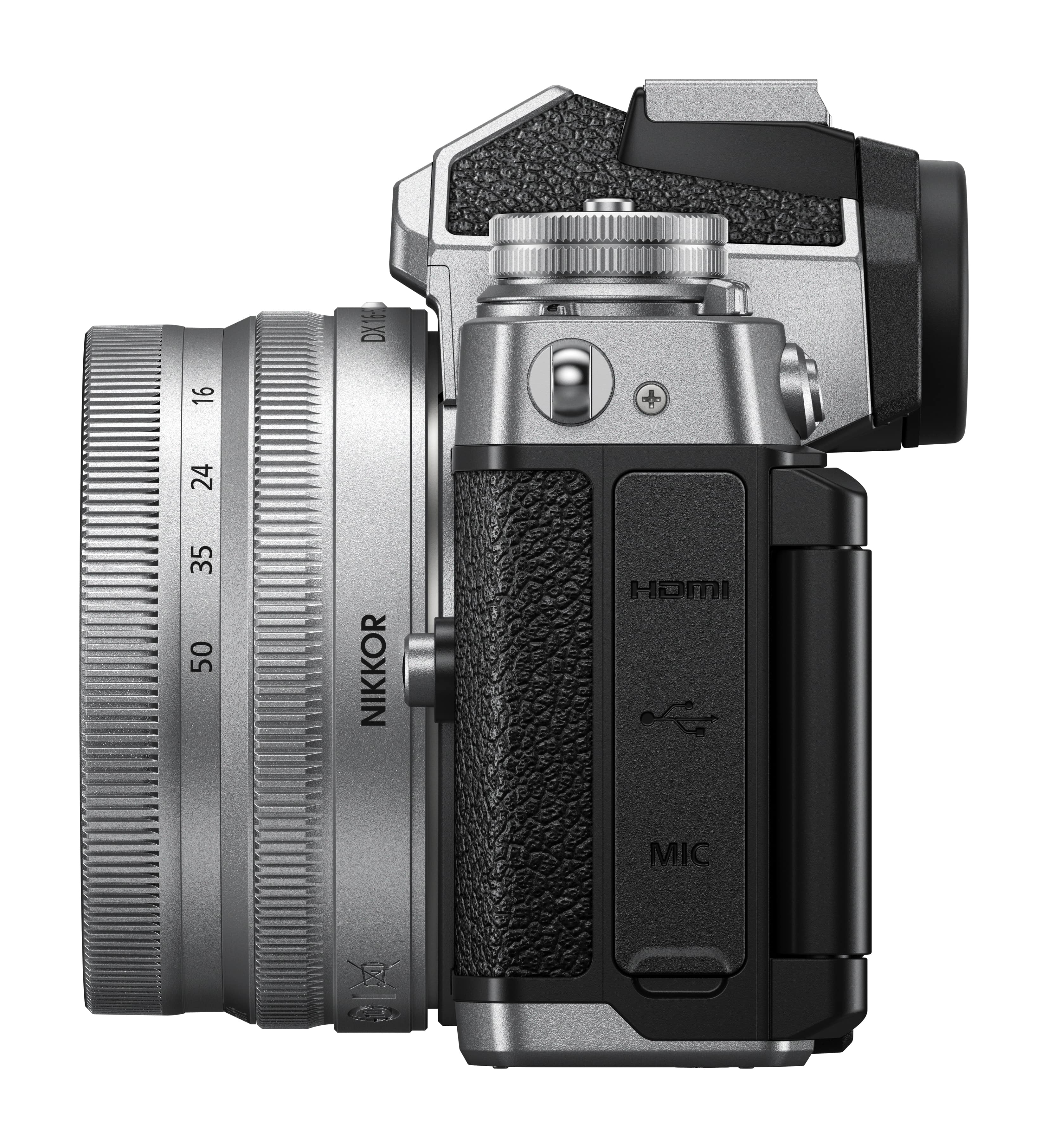 Nikon Z fc + Nikkor Z DX 16-50mm 1:3,5-6,3 VR silber