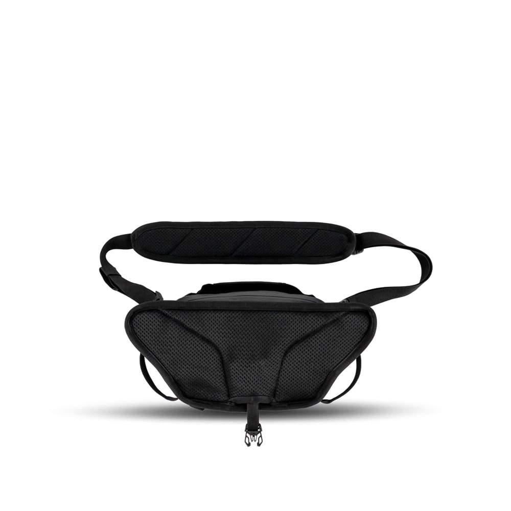 WANDRD ROAM Sling 3L Black