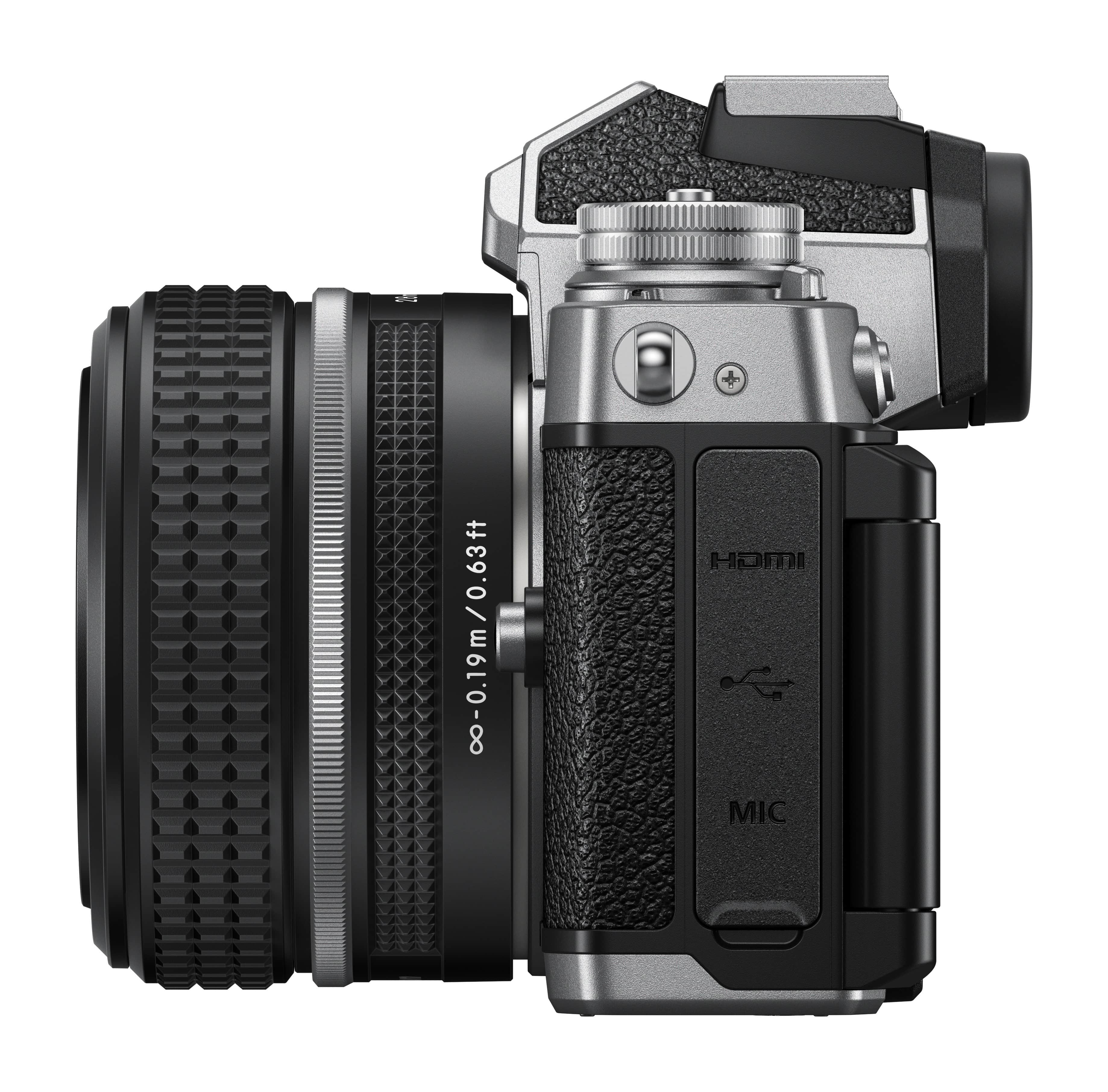 Nikon Z fc + NIKKOR Z 28mm 1:2.8 Special Edition