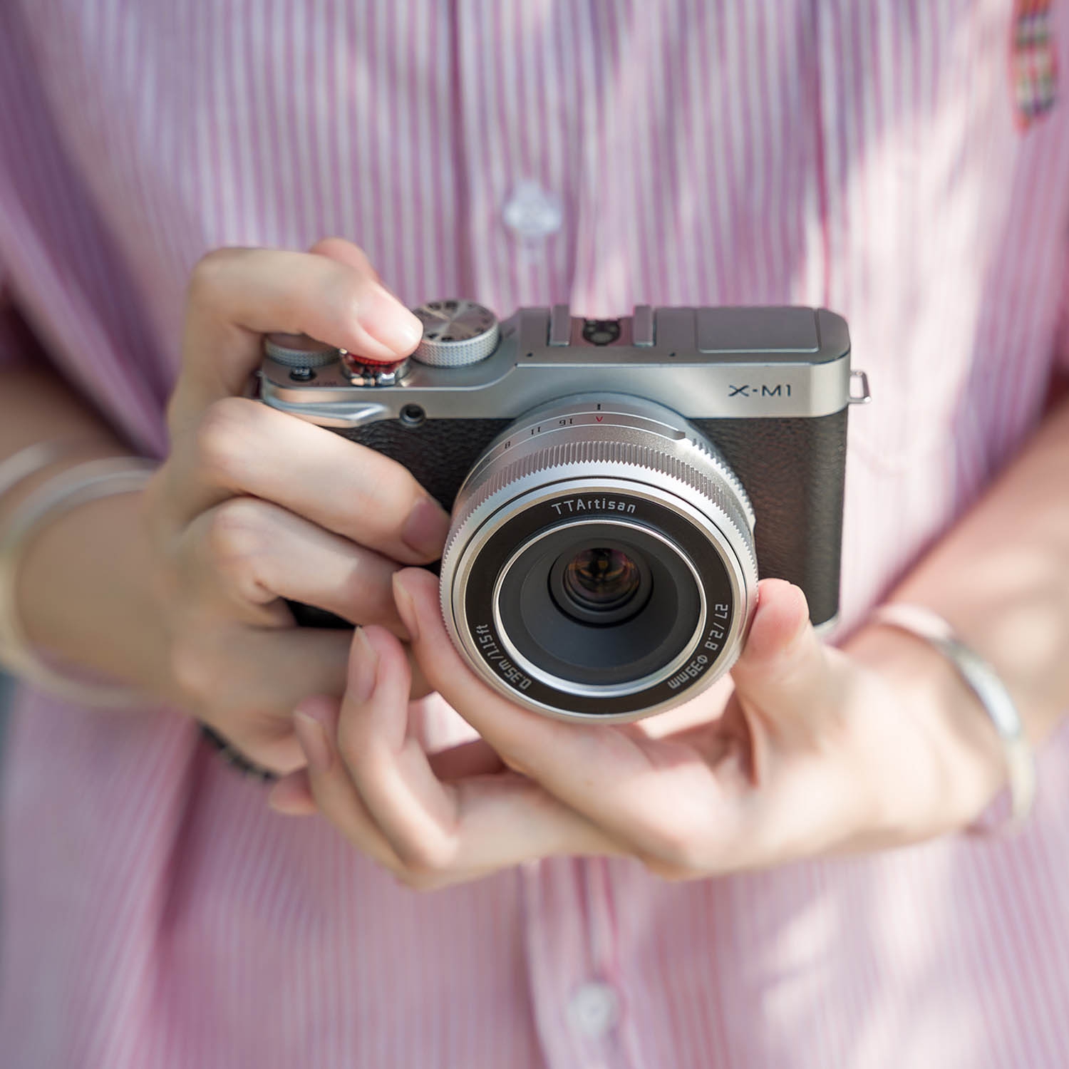 TTArtisan AF 27mm 1:2,8 für Fuji X silber