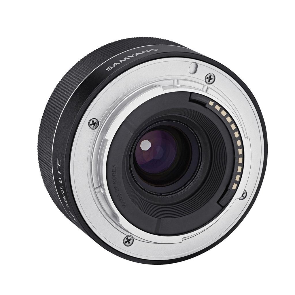 Samyang AF 35mm 1:2,8 FE inkl. Lens Station für Sony E