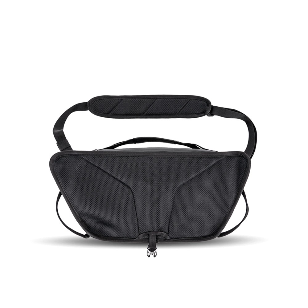 WANDRD ROAM Sling 9L Black