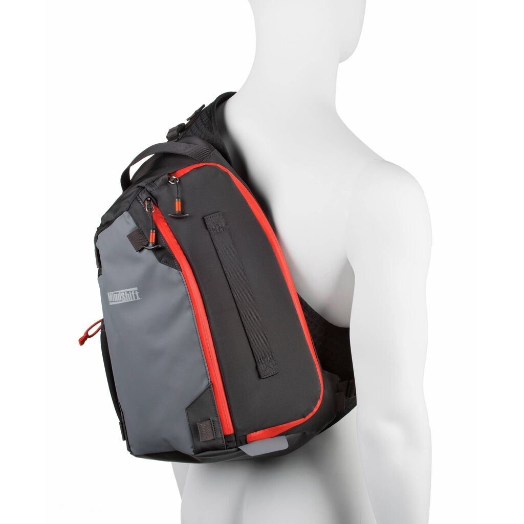 Think Tank Photo Cross 13 Carbon Grey